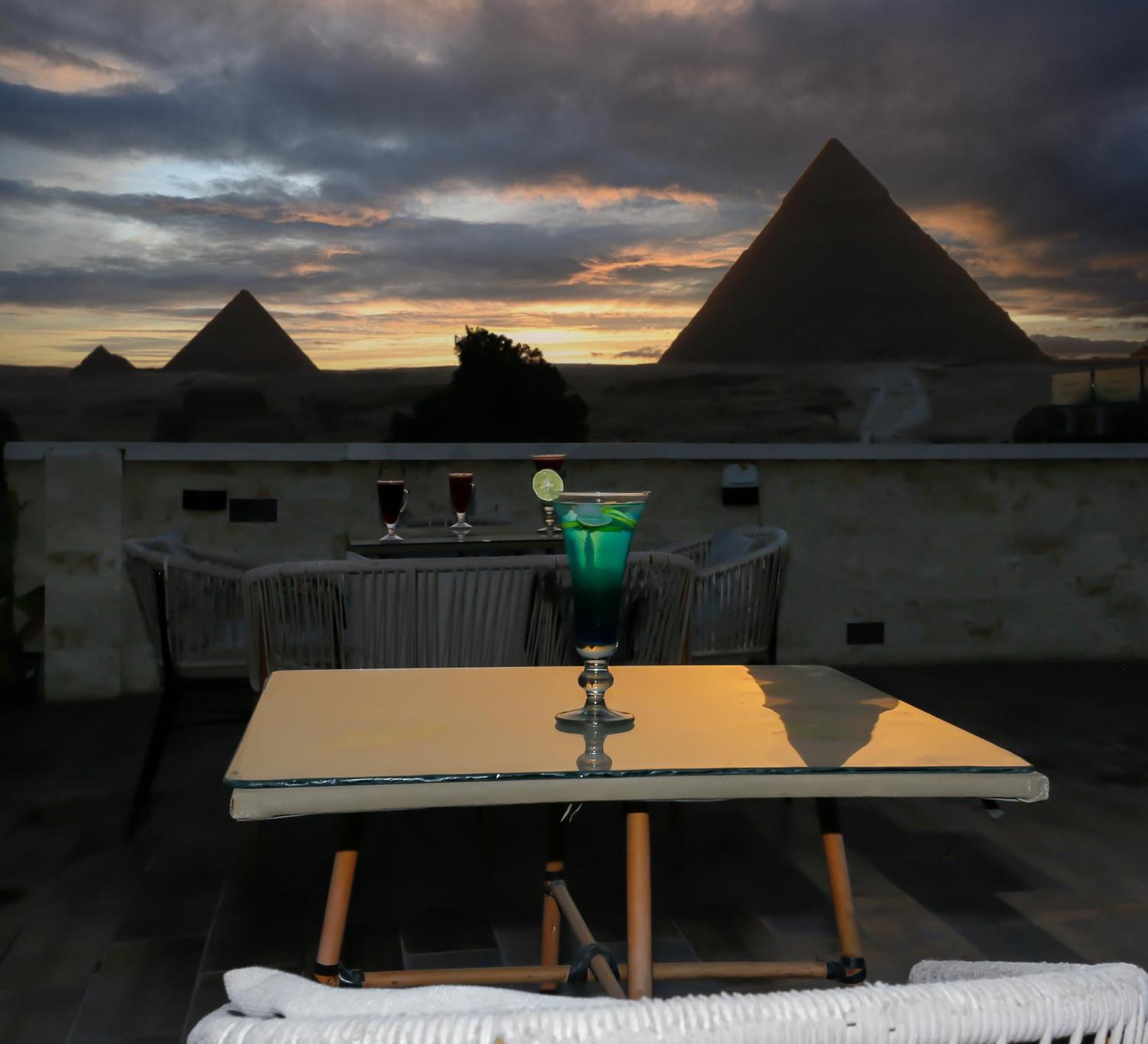 Pyramids Glory Inn Kafret el-Gabal Exterior foto